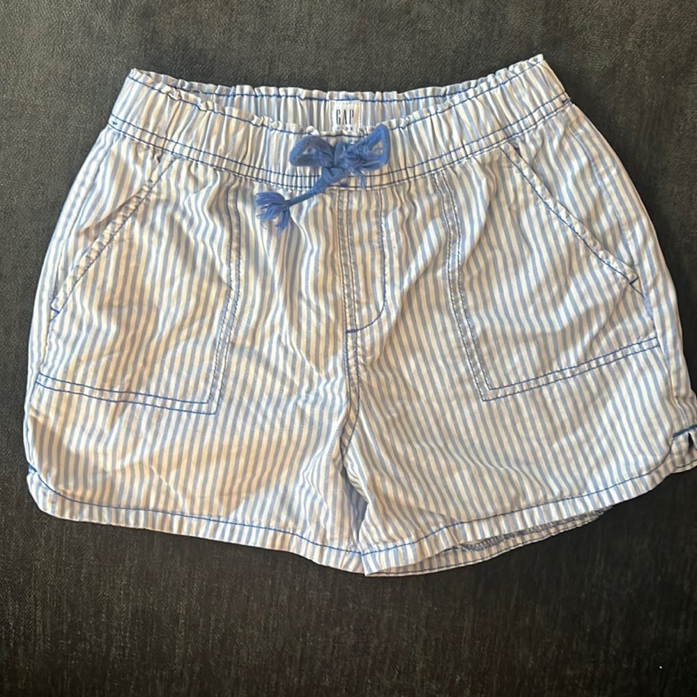 Super cute preppy Gap shorts